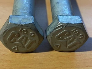 2 x Caterpillar Genuine 8T-6385, BOLT - Picture 1 of 3