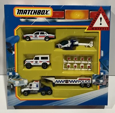 Matchbox Emergency Set EM-71 - Image 1 of 4