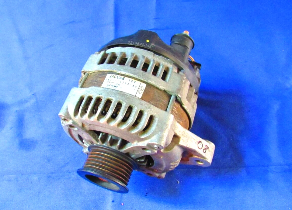2003-2009 JAGUAR XJ8 XJR VANDEN PLAS XJ XK генератор переменного тока DENSO OEM Б/У  - Изображение 1 из 4