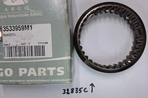 NOS TRACTOR PARTS 3533959M1 SYNCHRONISER SLEEVE LANDINI - Picture 1 of 1