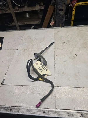 Antena JEEP CHEROKEE 14 15 16 17 18 19 20 21 22 23 - Imagem 1 de 4