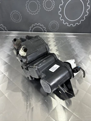 Jeep Cherokee 2014 bote de vapor de combustible OEM EVAP 68152022AA Foto 1 de 4