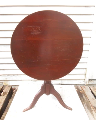 ANTIGUO CANDELABRO COUNTRY DEL SIGLO XVIII INCLINABLE EN PINTURA ROJA ORIGINAL Foto 1 de 4