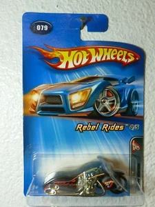 Scooter Scorchin' 2005 serie Rebel Rides Hot Wheels negro brillante #079 - Imagen 1 de 2