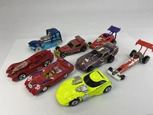 Hot Wheels Racers Fiat 500, pistones de potencia, plataforma para piezas y lote de reparación de 8 - Imagen 1 de 11