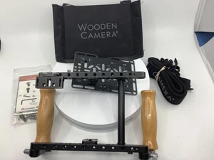Jaula de madera para monitor de director v2 (montaje dorado) - Buen estado - Imagen 1 de 1