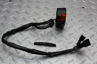 Kawasaki Ninja ZX6R ZX636C 2006 clip derecho en el mango interruptor de arranque apagado Foto 1 de 4