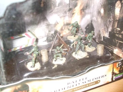 FORCES OF VALOR .GERMAN PANZERGRENADIER, (1/72 SCALE) - Image 1 of 4