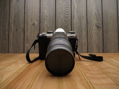 Pentax ZX-M 35mm Camera w/ SMC Pentax-FA 1:4.7-5.8 100-300mm Lens (s6b15) - Image 1 of 4