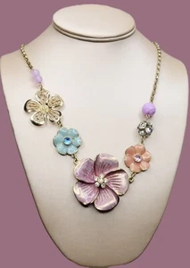 Pretty Flower Necklace Enamel Glass And Acrylic Gold Tone 54cm - Picture 1 of 14