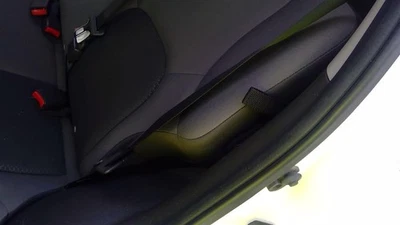 Used Rear Seat Belt Rear fits: 2011 Nissan Xterra Rear Grade A - Imagem 1 de 4