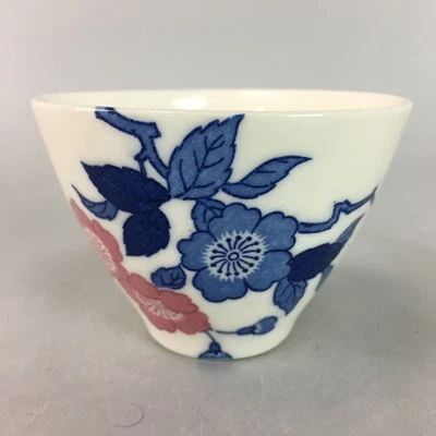 Japanese Porcelain Teacup Vtg Yunomi Sencha Floral Design Blue White Pink QT23 - Image 1 of 4