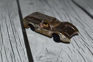 Vintage Aurora Cigar Box Car Ford "J" 6104 Gold - Picture 1 of 4