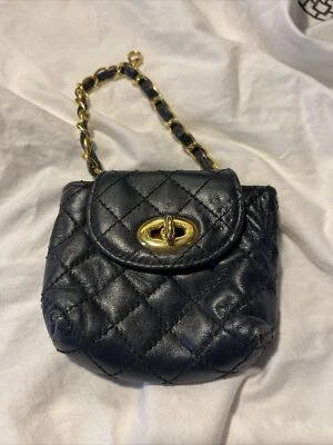 Cartera con llavero de cuero Mini Saks Fifth Avenue de colección Foto 1 de 4