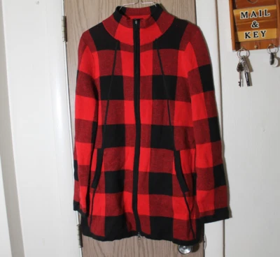 Suéter Adrienne Vittadini Cremallera Completa Rojo/Negro Tejido a Cuadros, Bolsillos, Para Mujer M Foto 1 de 4