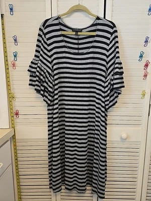 Vestido Lane Bryant 18 20 Gris/Negro Rayas Elástico Talla Grande Mangas Volantes... Foto 1 de 4