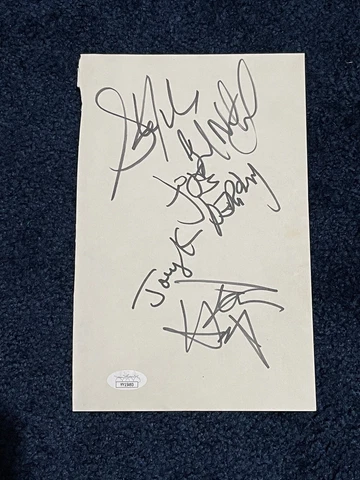 Aerosmith Complete page signed Perry Whitford Hamilton Kramer Steven Tyler JSA Cover