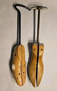 Two Vintage Working Maple Wooden Cobblers Shoe Stretchers - Picture 1 of 5