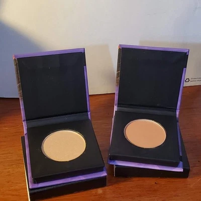 LOTE AZÚCAR Mini Rubor 01 Peach Peak y Mini Iluminador 01 Iluminador Champagne Foto 1 de 4