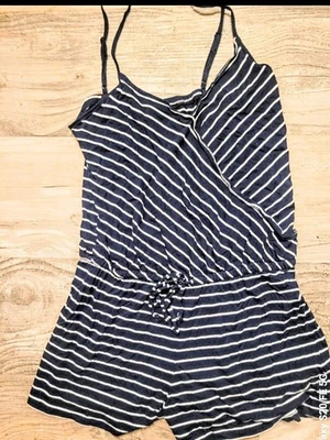 Romper Aeropostale tamanho pequeno  - Imagem 1 de 2