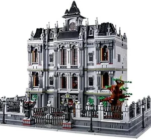 3-Level Lunatic Asylum Hospital Building Blocks Set | 7,500-Pieces | GJ-LA - Picture 1 of 11