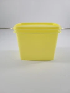 Tupperware 1244-2 1243-2 Yellow Storage Container Shelf Saver - Picture 1 of 5