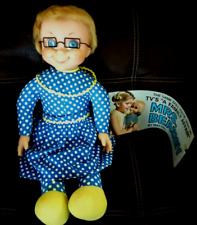 1967 Mattel Family Affair Talking Mrs Beasley Doll Glasses Apron Bib 10 Phrases