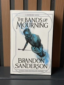 The Bands of Mourning: A Mistborn Novel - Paperback By Brandon Sanderson - Imagen 1 de 5