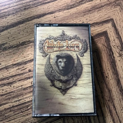 White Lion - The Best Of (1992 Cassette Tape) NYC 80s Glam Hair Metal Hard Rock - Image 1 of 3