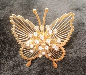 Monet Gold Tone Butterfly Wire Wings Pin Cluster of Clear Rhinestones Brooch - Picture 1 of 7