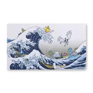 JCC Pokémon: Alfombra de juego Great Wave Pikachu & Friends NUEVA 🚚✅ - Imagen 1 de 2