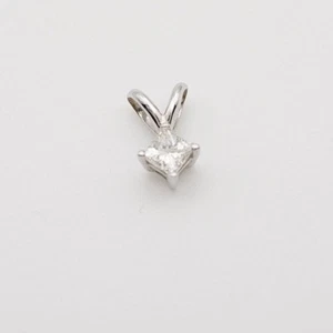 14k White Gold Princess CutDiamond Pendant. 0.20 Carats. 3.2mm Diamond. SI1/GH - Picture 1 of 7