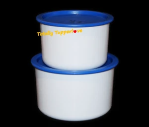 Juego de 2 botes Tupperware de un solo toque (corto A B) blanco y azul vintage nuevo de stock - Imagen 1 de 2