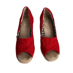 TOMS Open Toe Espadrilles Red Wedge Sandals Women’s Size 7