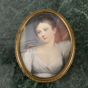 VTG cameo Creations Small Portrait Of A Girl 3.5” Oval Convex glass - Picture 1 of 4