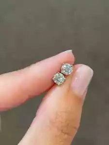 14 Kt 0.60 Ct. Natural Diamond Studs Earrings White Gold Natural Diamonds - Picture 1 of 8