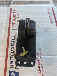 1995-99 Mitsubishi Eclipse Passenger Window Door Lock Switch Assembly Tested OEM - Picture 1 of 6