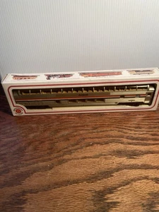 HO SCALE TRAIN CAR BACHMANN AMTRAK 85' DOMED PASSENGER CAR 43-1017-05 - Picture 1 of 7