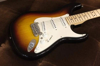 G&L Fullerton Deluxe S-500 3 tonos Sunburst Foto 1 de 4