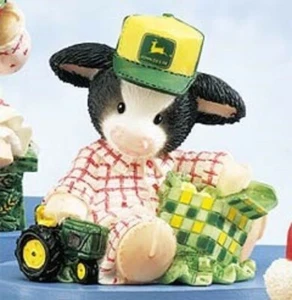 Mary's Moo Moos John Deere Figurine "Moo-ey Xmas To Deere" Boy Retired 549185 - Picture 1 of 1