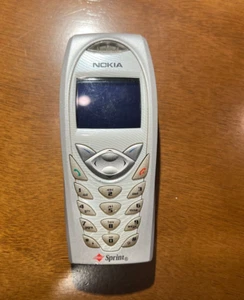 Nokia 3588 I / 3588i - Silver ( Bell ) Rare CDMA Cellular Phone - Parts Only - Picture 1 of 3
