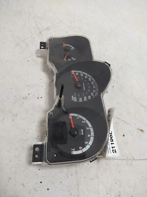 Dodge Nitro 2007 cuadro de instrumentos millas desconocido OEM 56044817AH Foto 1 de 2