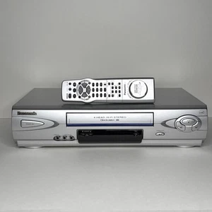 Panasonic PV-V4603S Blue Line Videorecorder Kassettenrecorder VHS Player mit Turmfernbedienung - Bild 1 von 14