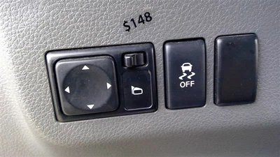 2014 NISSAN NV2500  POWER MIRROR TRACTION CONTROL SWITCH 385543 - Image 1 of 4
