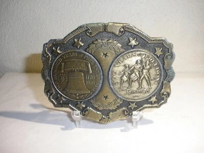 200 años de libertad ~ 1776-1976 ~ Hebilla de cinturón de latón de colección ~ Hebillas Lewis ~ Chicago Foto 1 de 2
