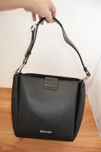 Calvin Klein mittlere Damen-Tragetasche/Handtasche Rita H2DJYKQ3 - Bild 1 von 10