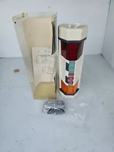 Dorcy Portable Fluorescent Lantern Flashlight & Emergency Flashers Model 41-1049 - Picture 1 of 7