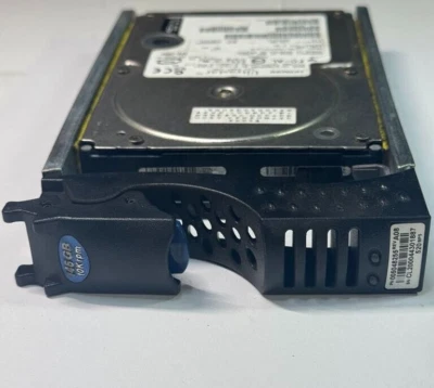 EMC 005048255 IC35L146EFDY10-0 146GB 10K RPM 8MB Cache 2Gb/s FCAL-2GB HDD 3.5" - Image 1 of 4