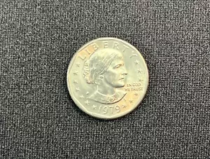 1979 Susan B Anthony Liberty D (raro FG - Frank Gasparro) UN DOLLARO USA Moneta - Foto 1 di 2