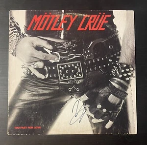 Motley Crue Too Fast For Love LP signed by Vince Neil Vinyl handsigniert - Bild 1 von 2